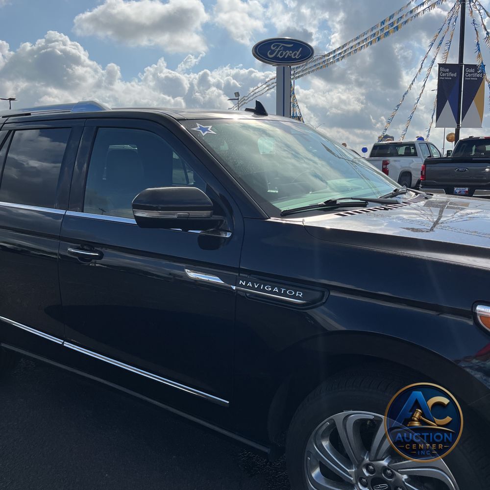 2024 Lincoln Navigator Premiere