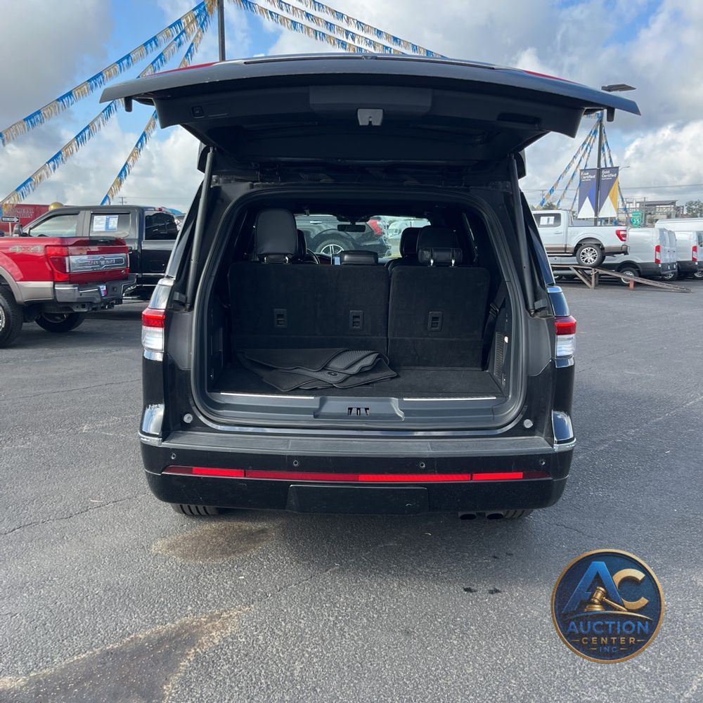 2024 Lincoln Navigator Premiere