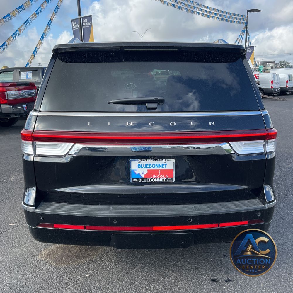 2024 Lincoln Navigator Premiere