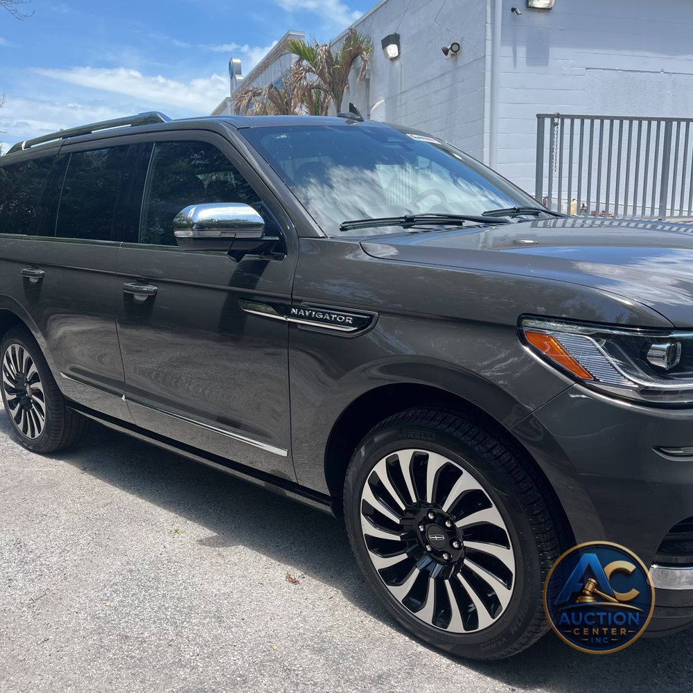 2024 Lincoln Navigator Black Label