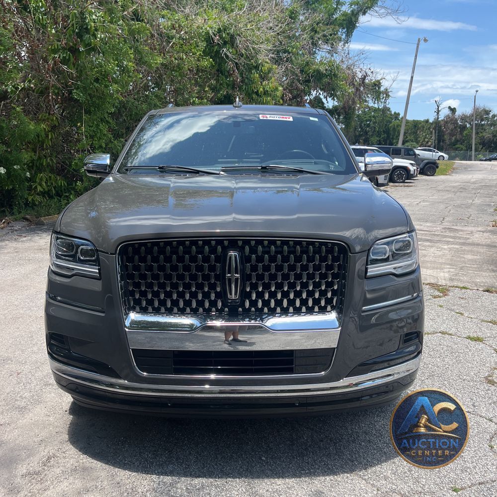 2024 Lincoln Navigator Black Label