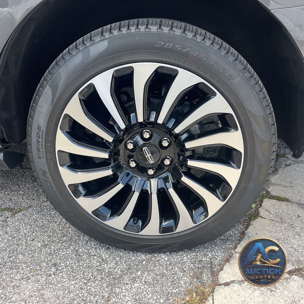 2024 Lincoln Navigator Black Label