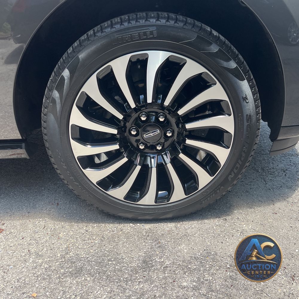2024 Lincoln Navigator Black Label