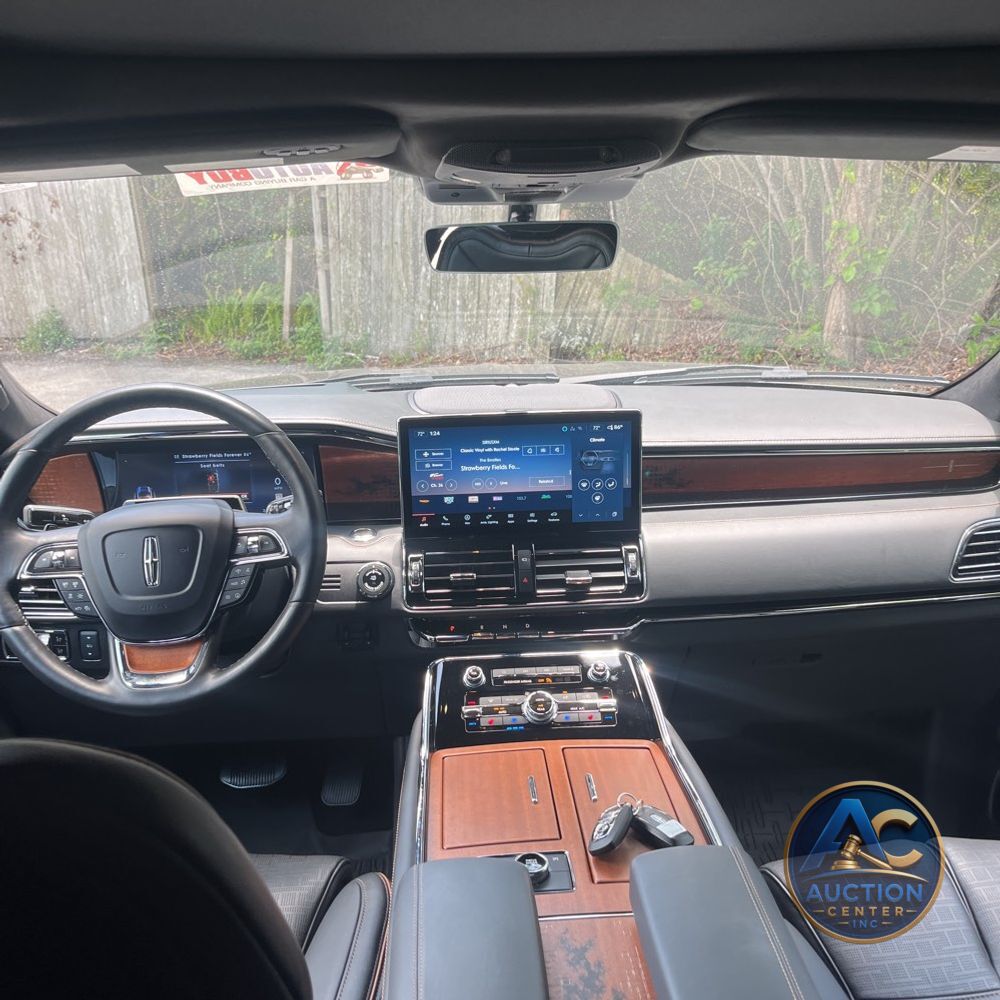 2024 Lincoln Navigator Black Label