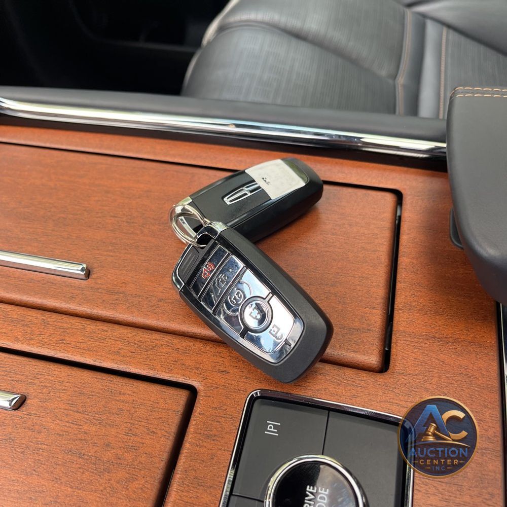2024 Lincoln Navigator Black Label