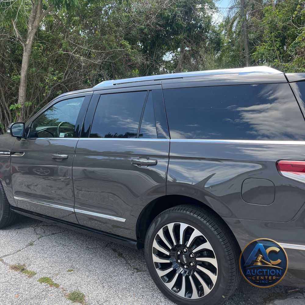 2024 Lincoln Navigator Black Label