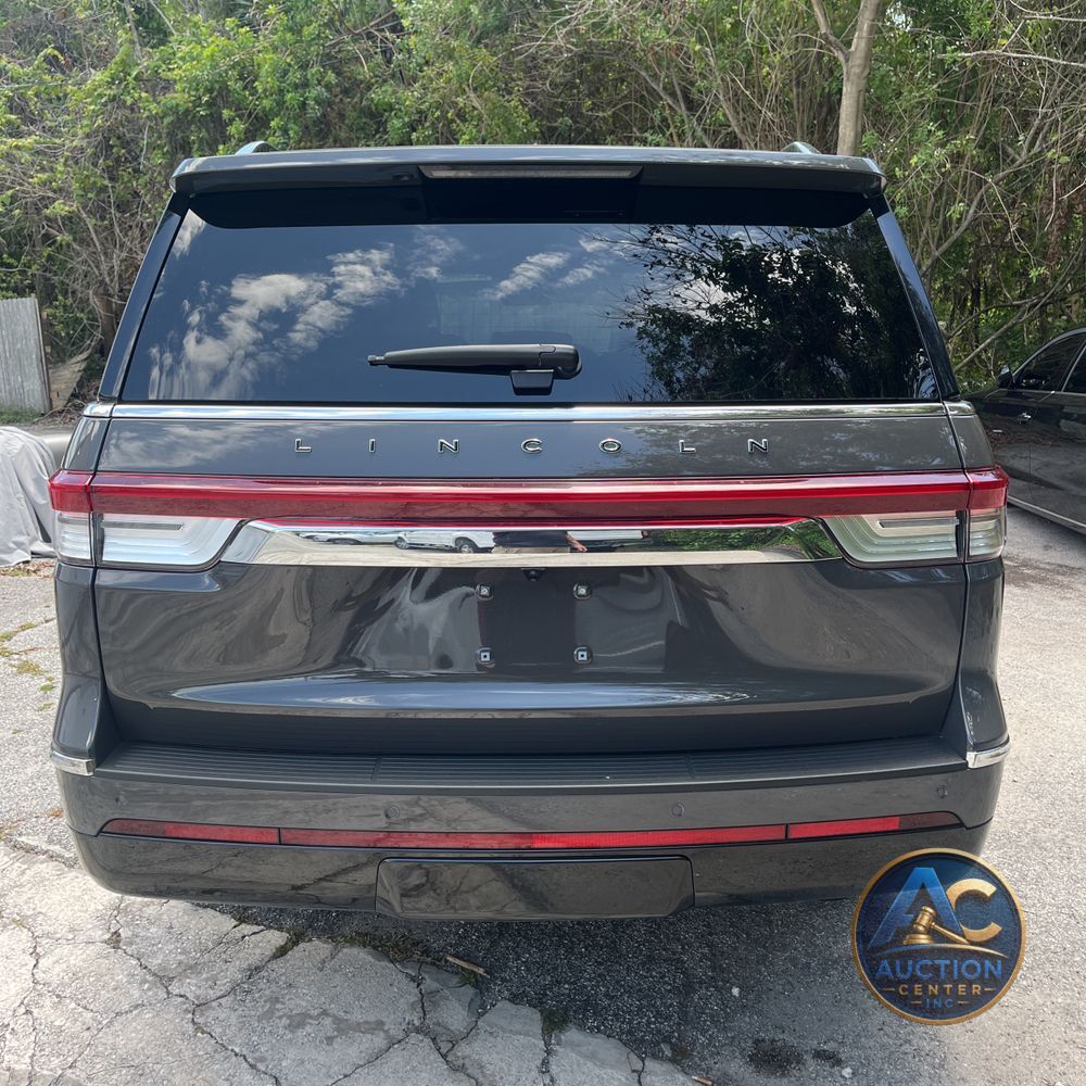 2024 Lincoln Navigator Black Label