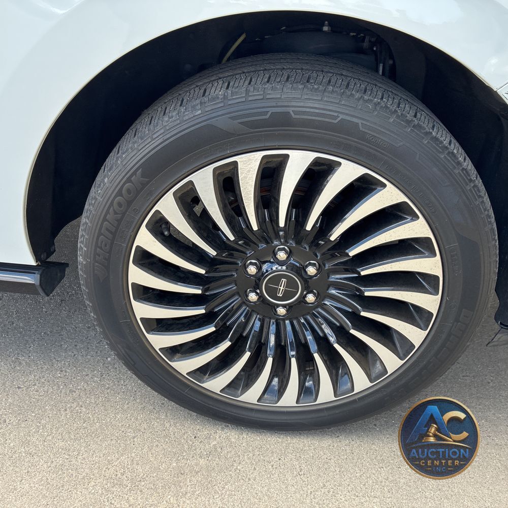 2020 Lincoln Navigator Black Label