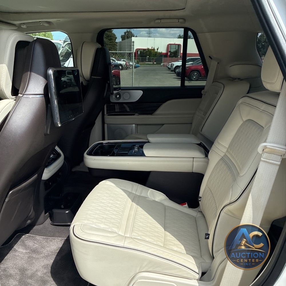 2020 Lincoln Navigator Black Label