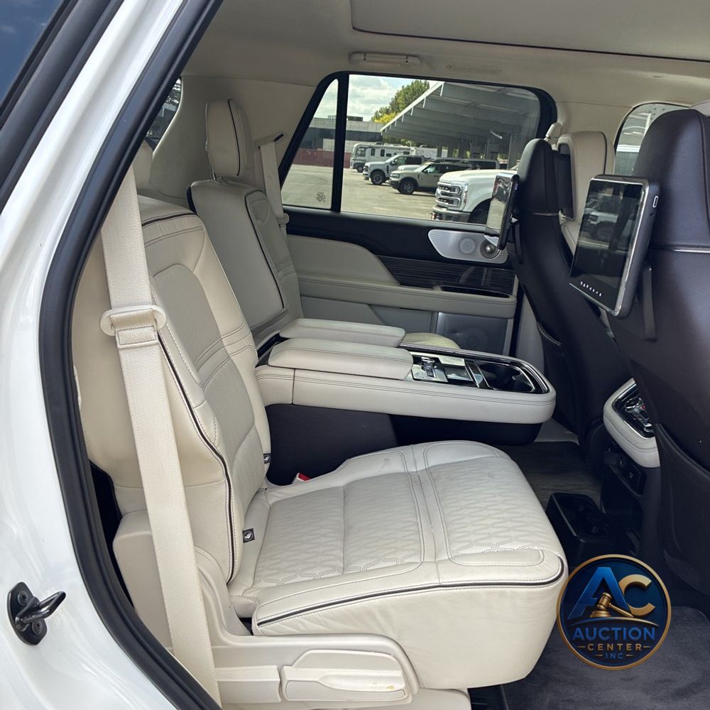 2020 Lincoln Navigator Black Label