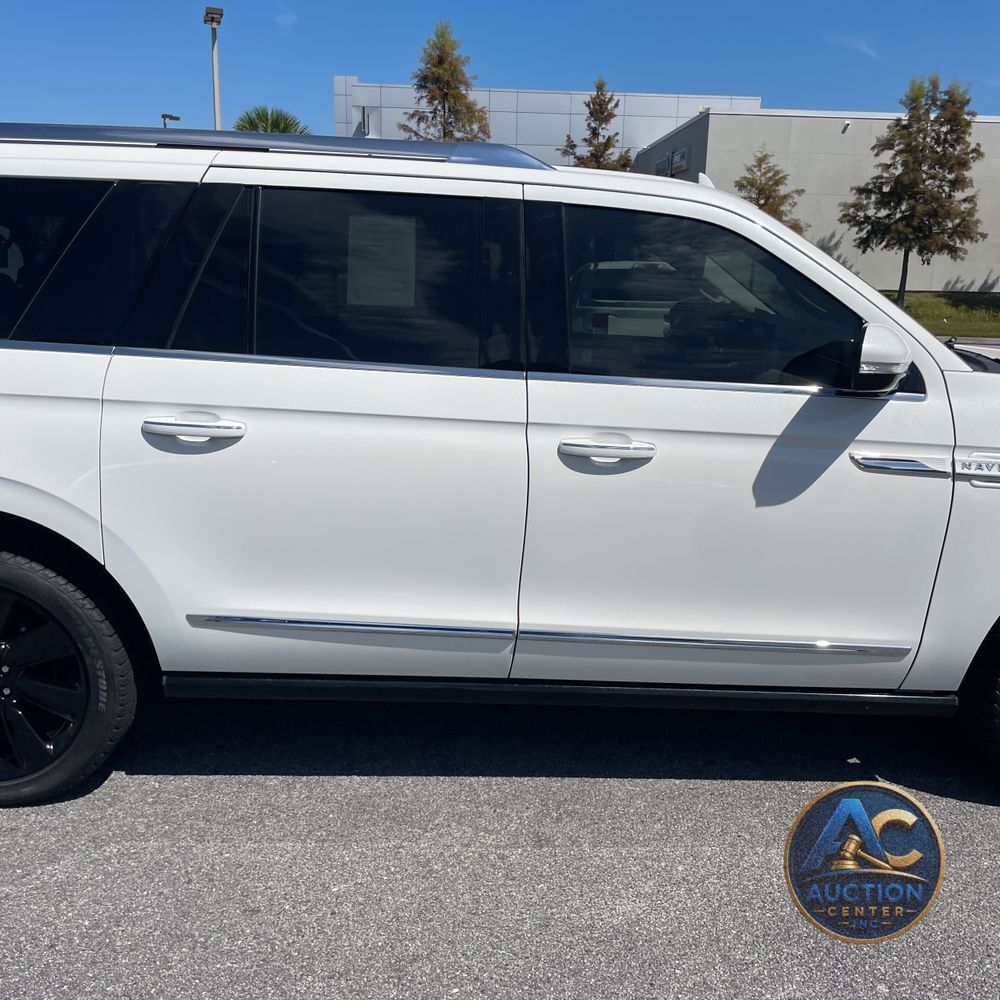 2023 Lincoln Navigator L Reserve