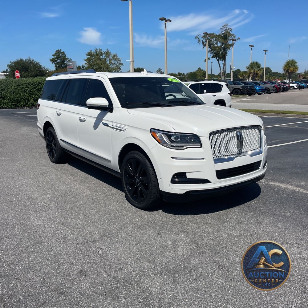 2023 Lincoln Navigator L Reserve