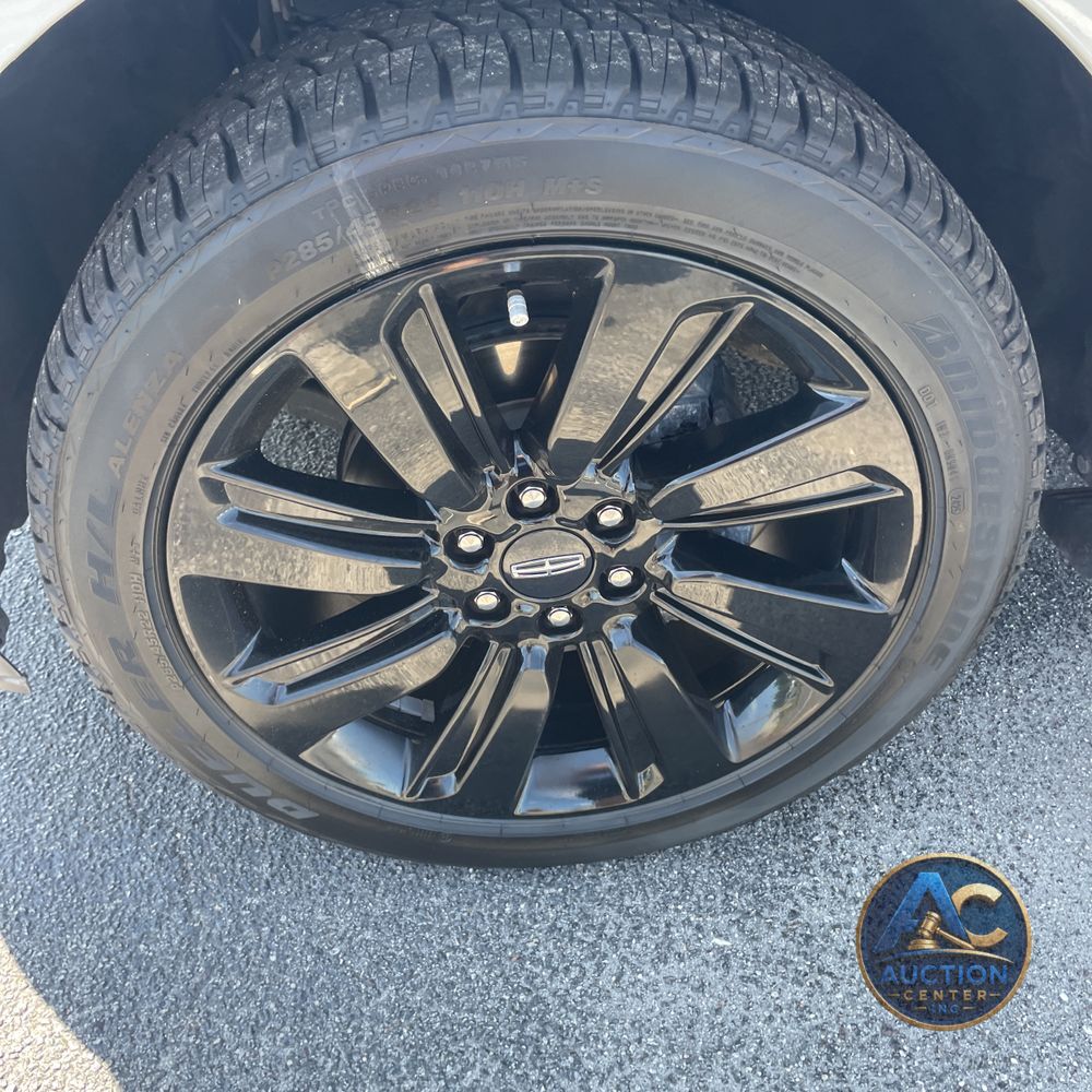 2023 Lincoln Navigator L Reserve
