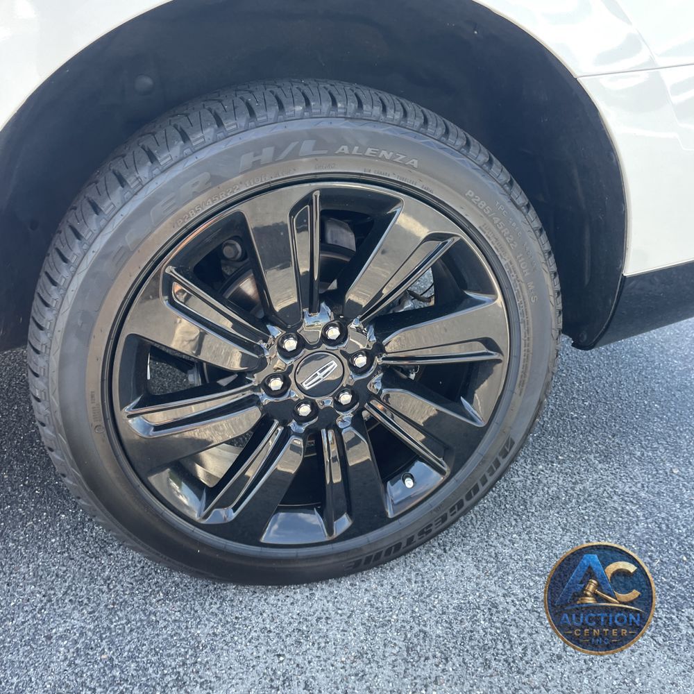 2023 Lincoln Navigator L Reserve