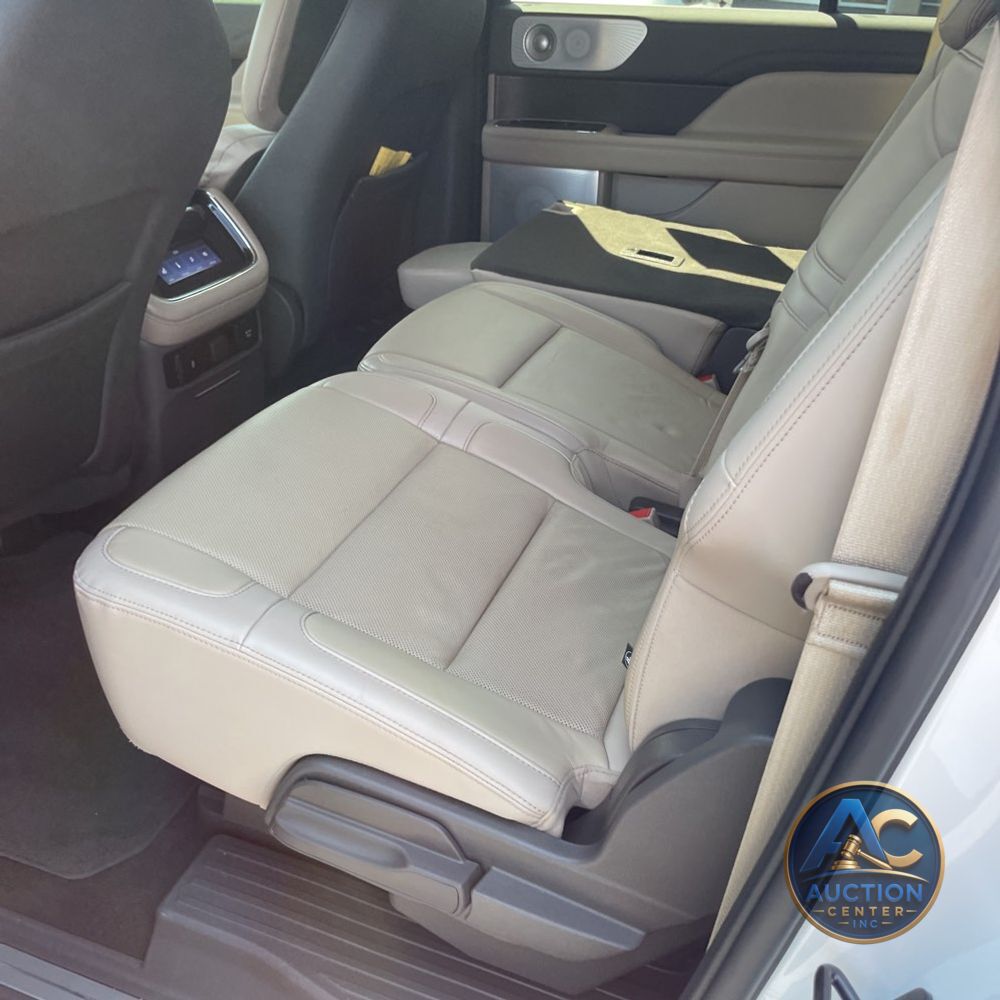 2023 Lincoln Navigator L Reserve
