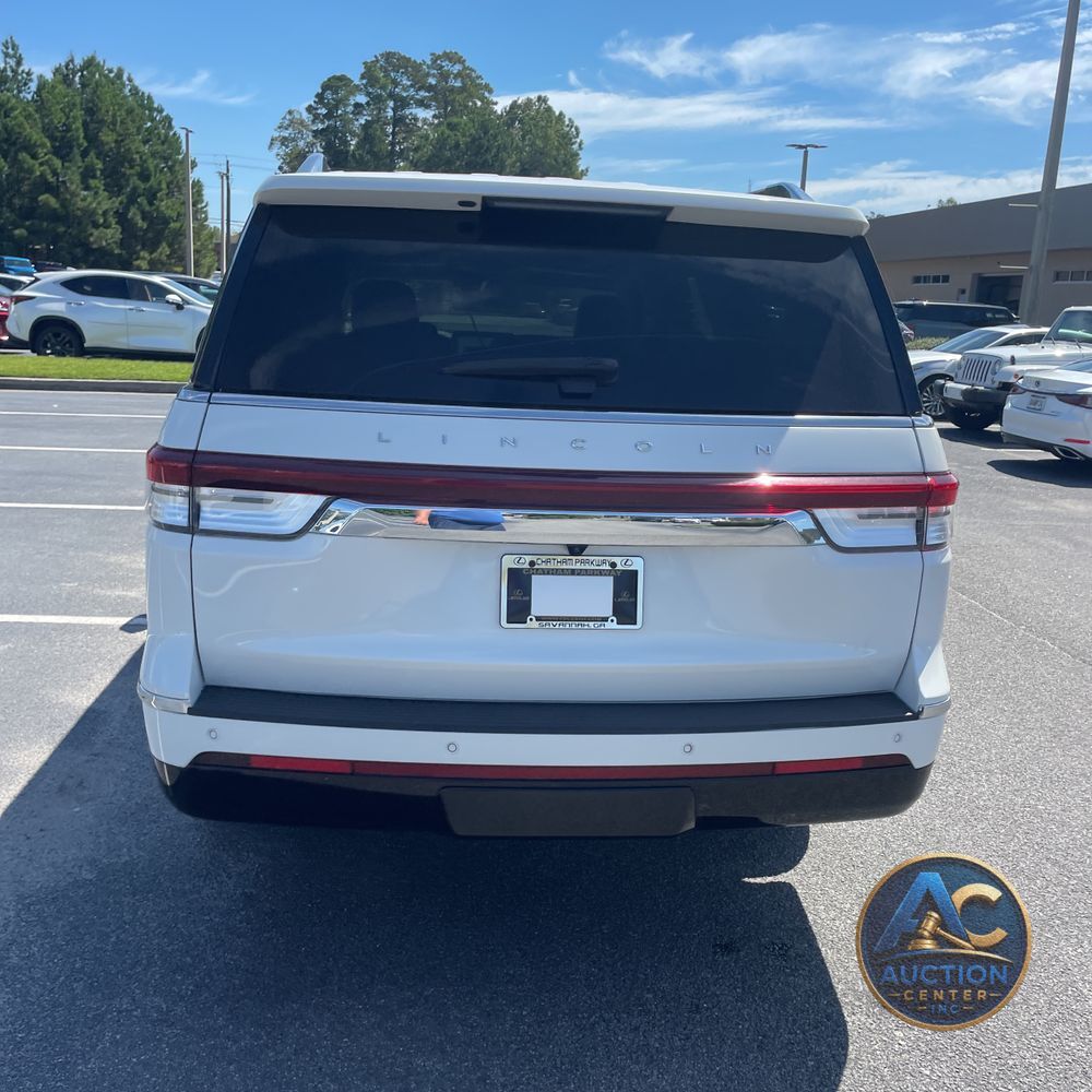 2023 Lincoln Navigator L Reserve