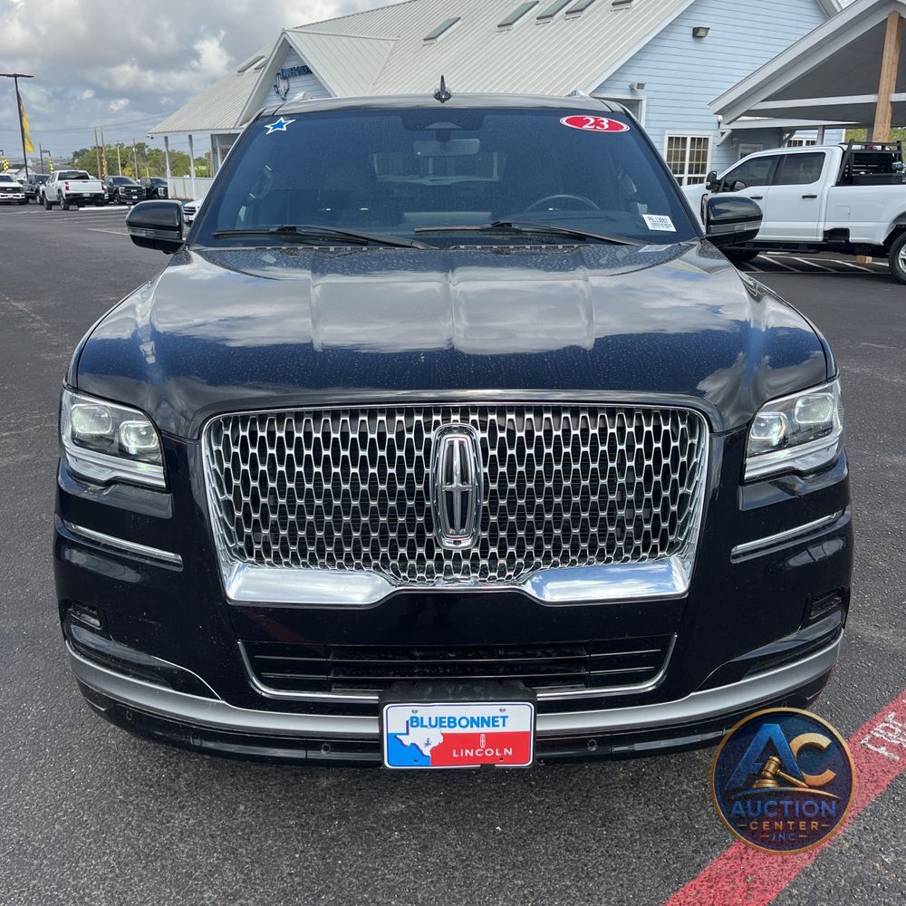 2023 Lincoln Navigator L Reserve