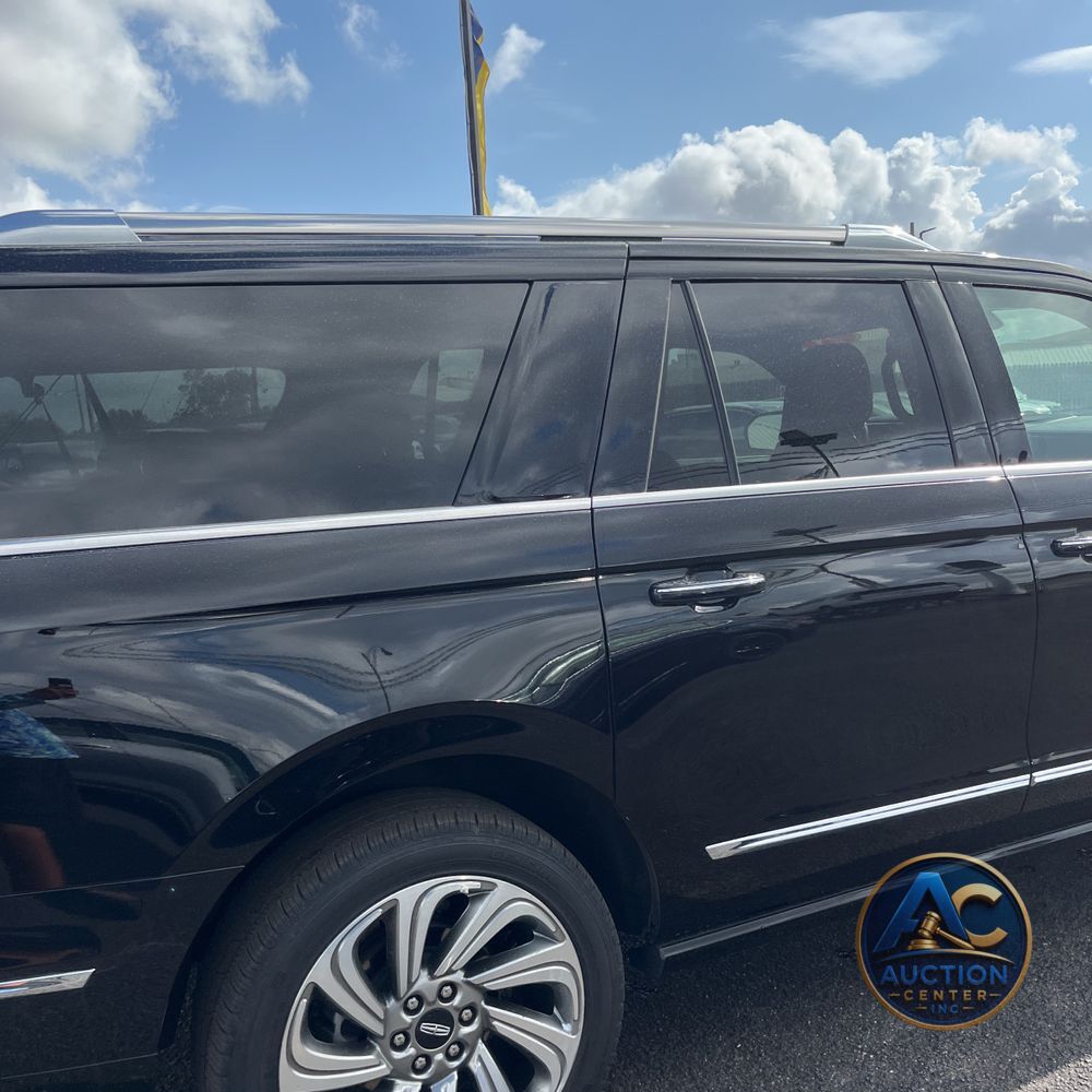 2023 Lincoln Navigator L Reserve