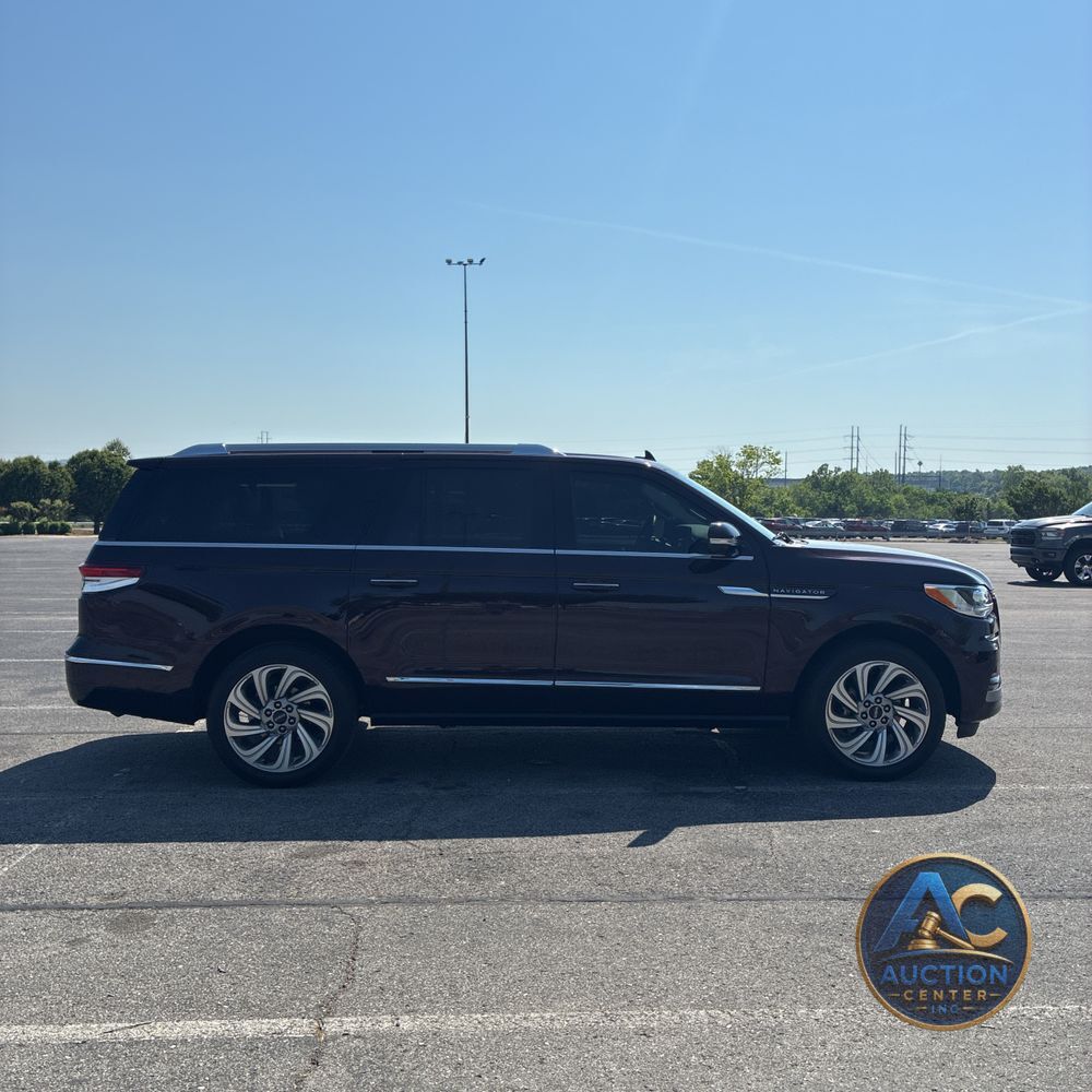 2024 Lincoln Navigator L Reserve