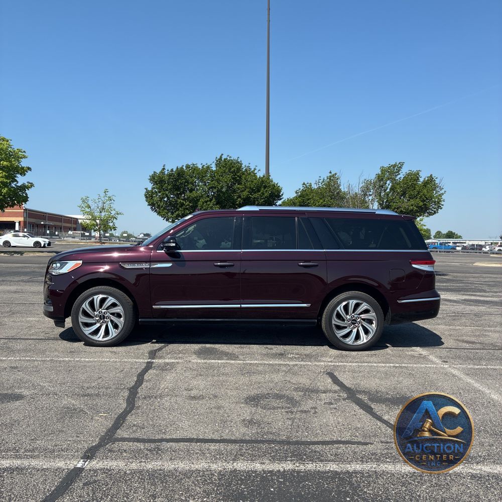 2024 Lincoln Navigator L Reserve