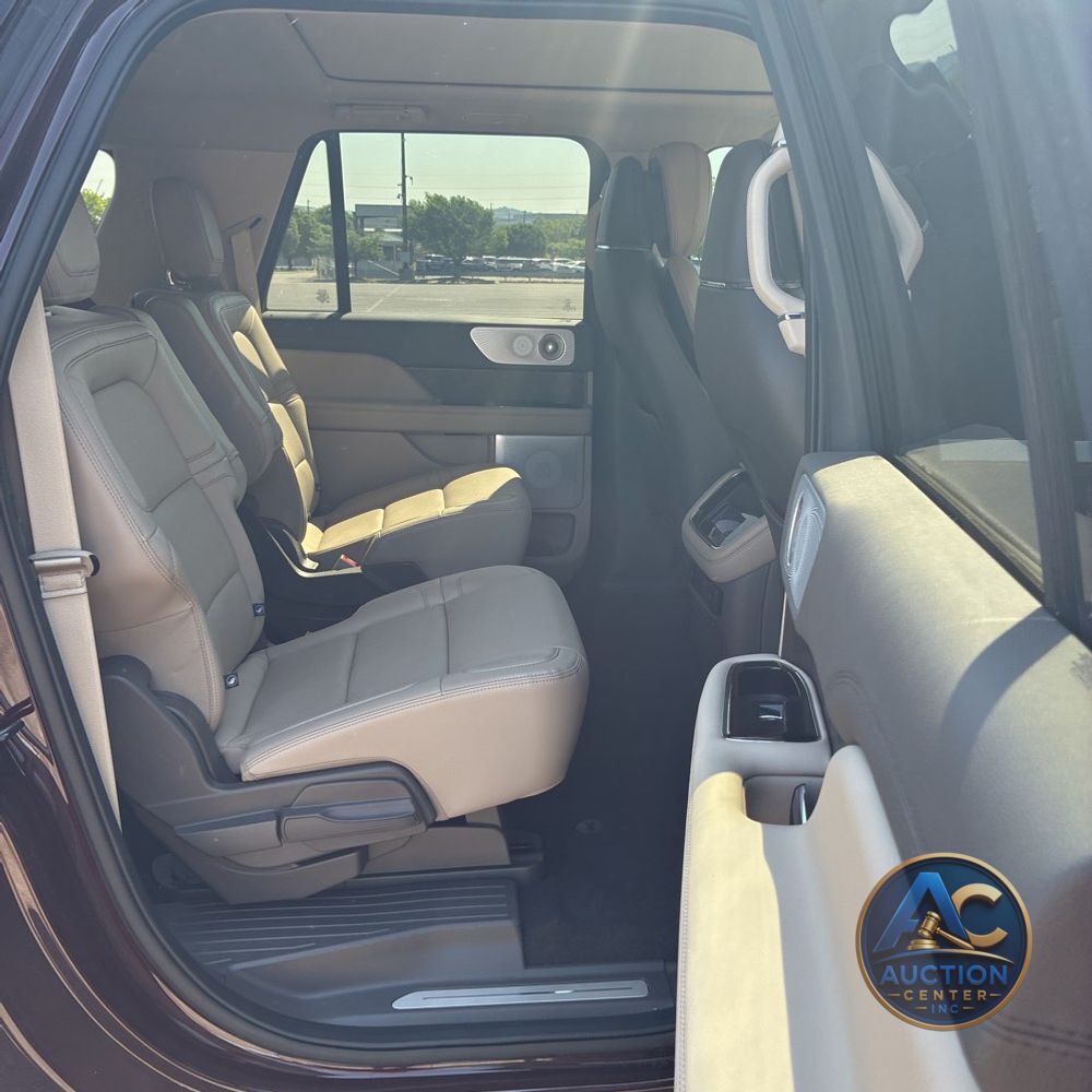 2024 Lincoln Navigator L Reserve