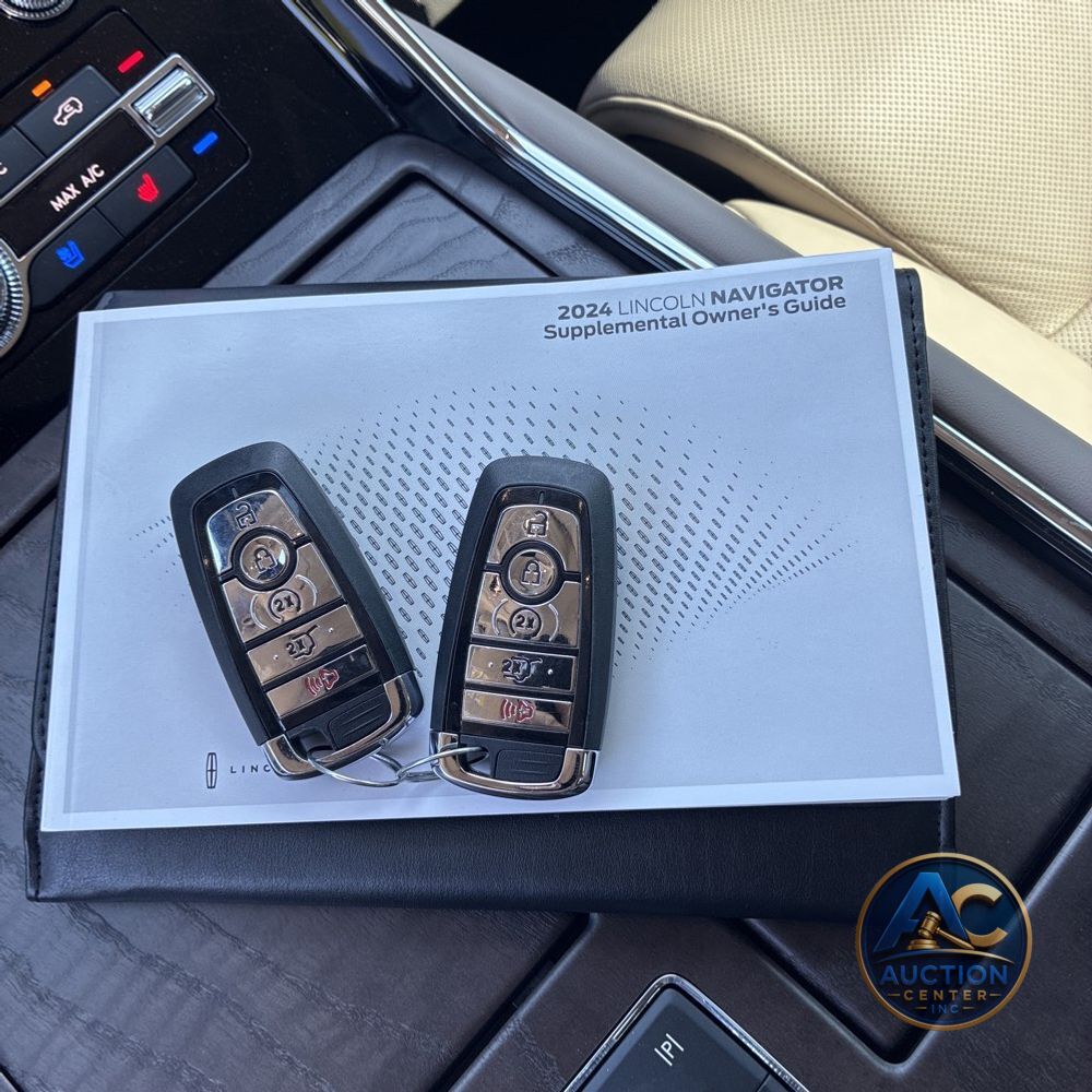 2024 Lincoln Navigator L Reserve