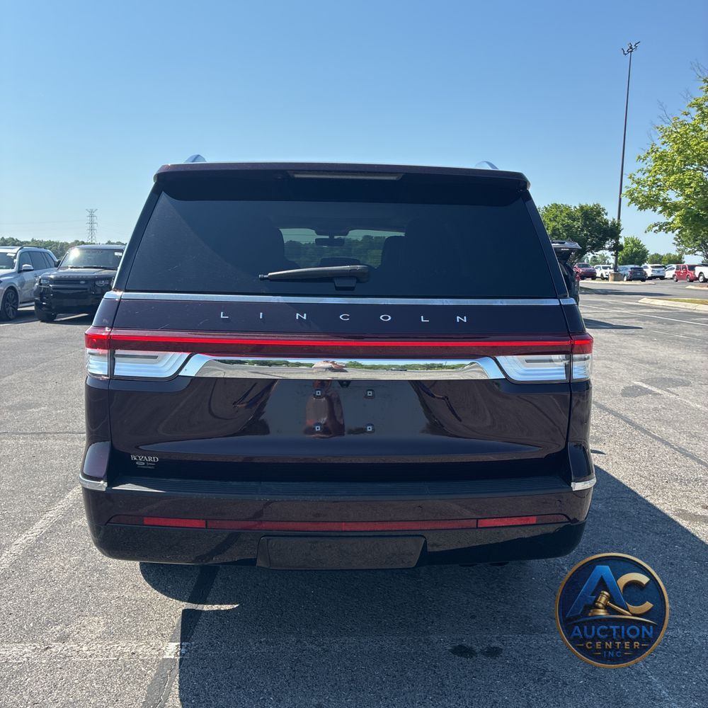 2024 Lincoln Navigator L Reserve