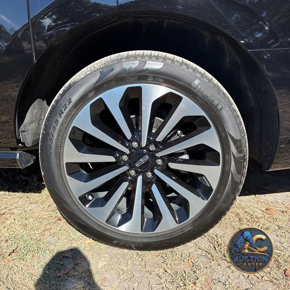 2022 Lincoln Navigator L Reserve