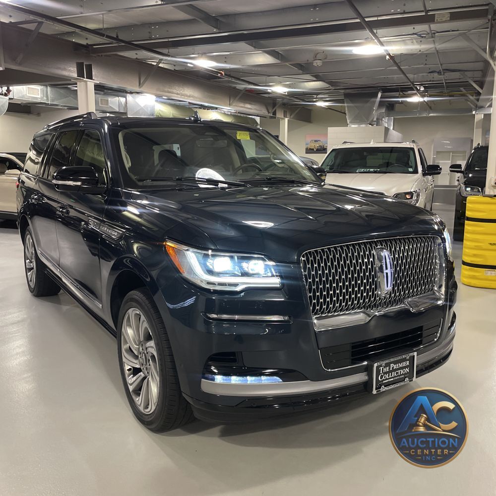 2022 Lincoln Navigator L Reserve