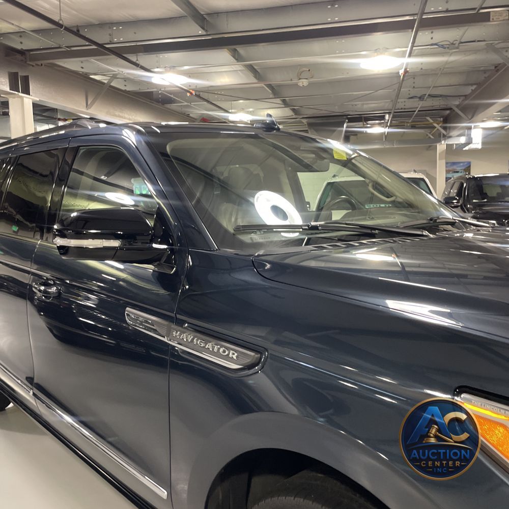 2022 Lincoln Navigator L Reserve