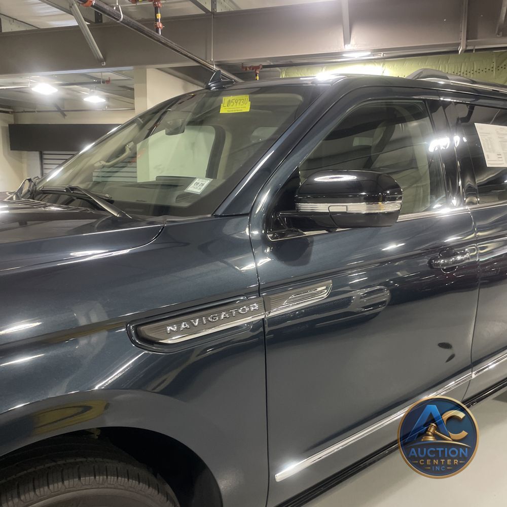 2022 Lincoln Navigator L Reserve