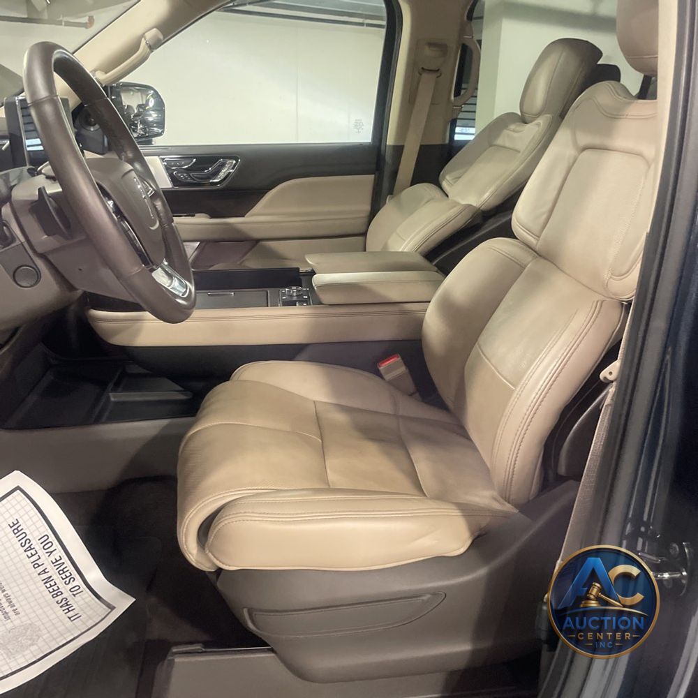 2022 Lincoln Navigator L Reserve