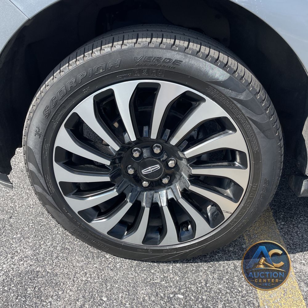 2023 Lincoln Navigator L Black Label