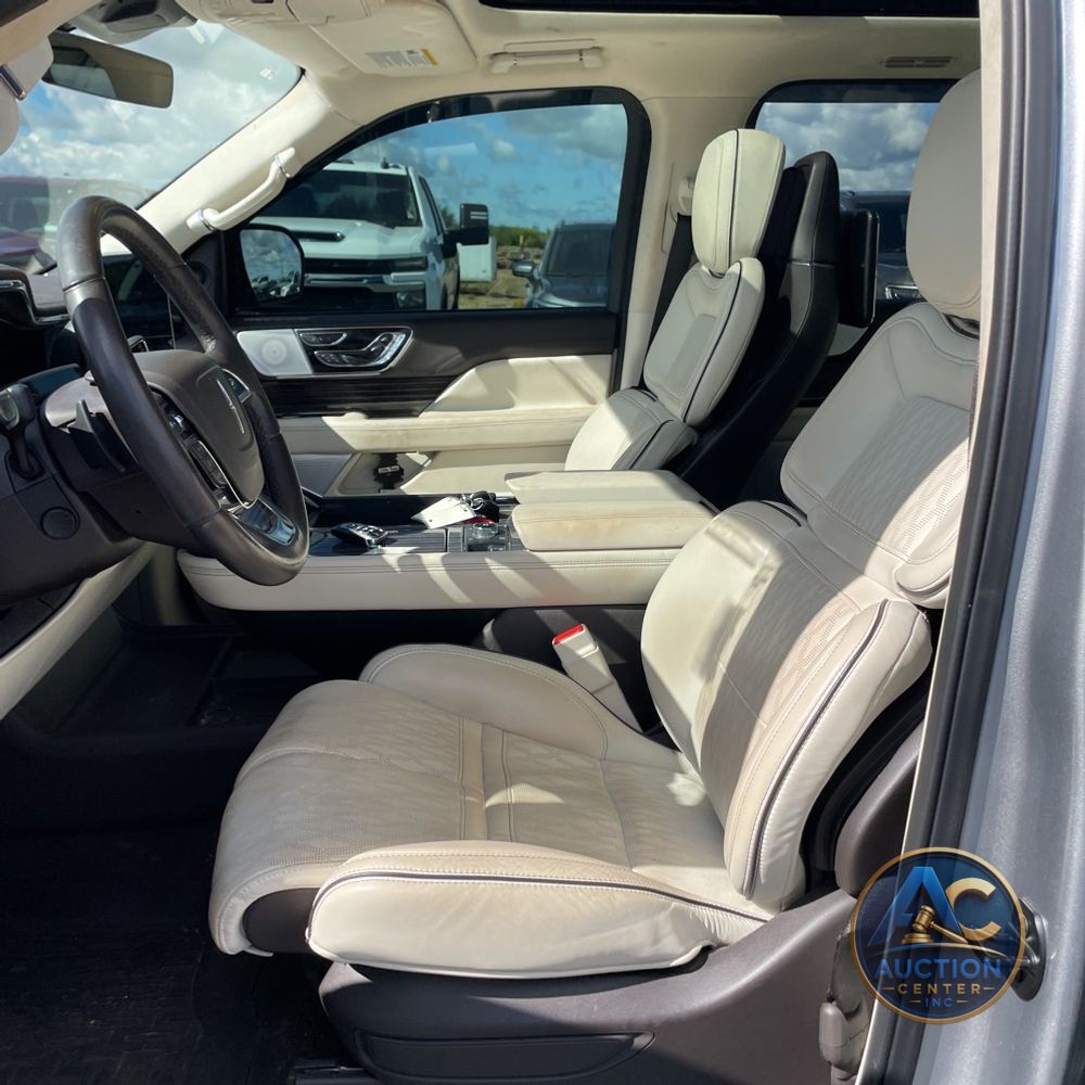 2023 Lincoln Navigator L Black Label