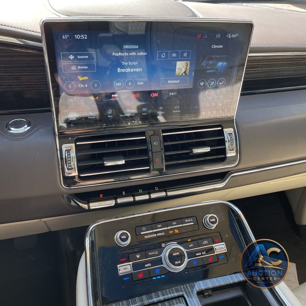 2023 Lincoln Navigator L Black Label