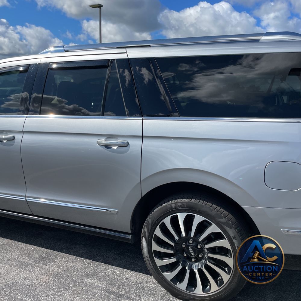 2023 Lincoln Navigator L Black Label