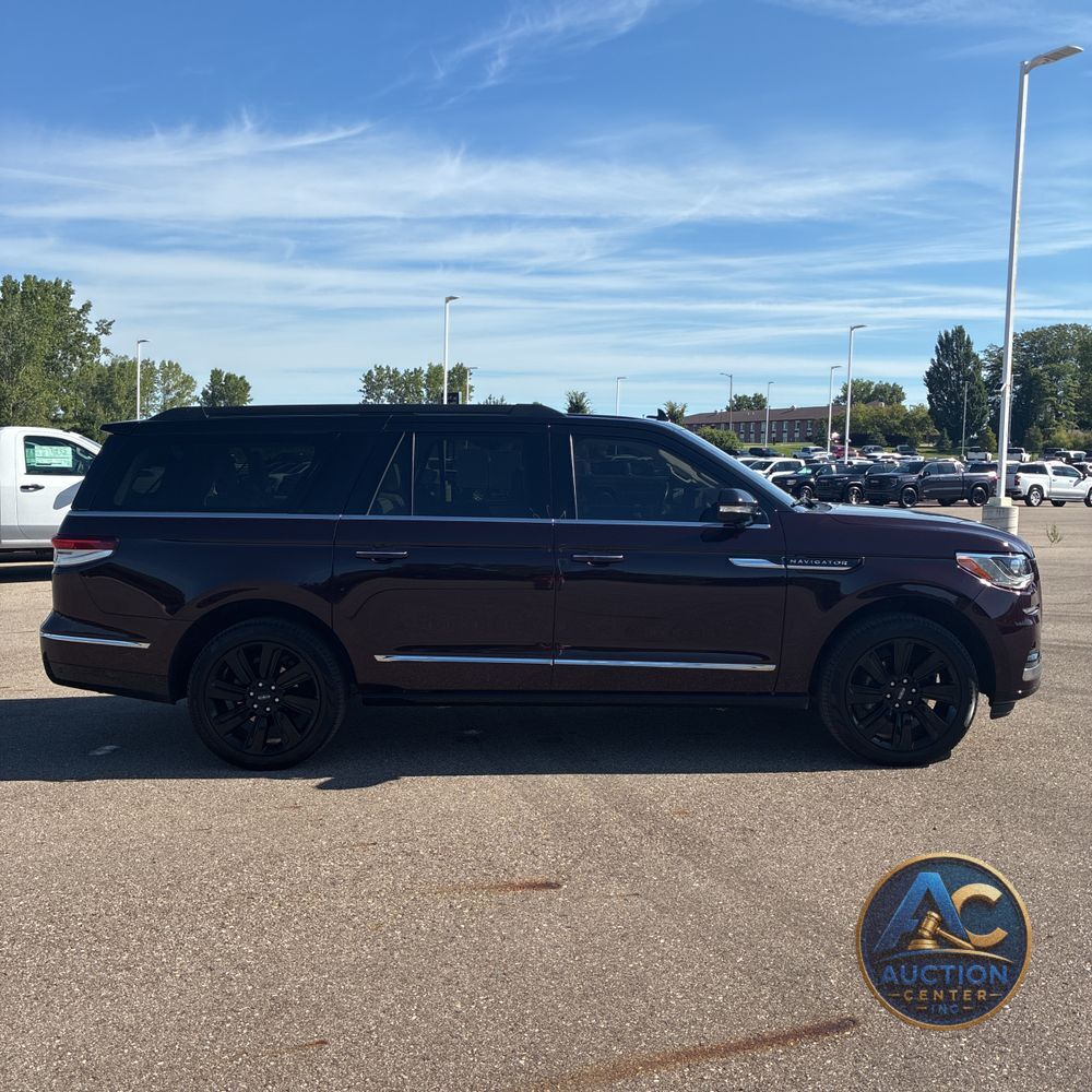 2024 Lincoln Navigator L Black Label