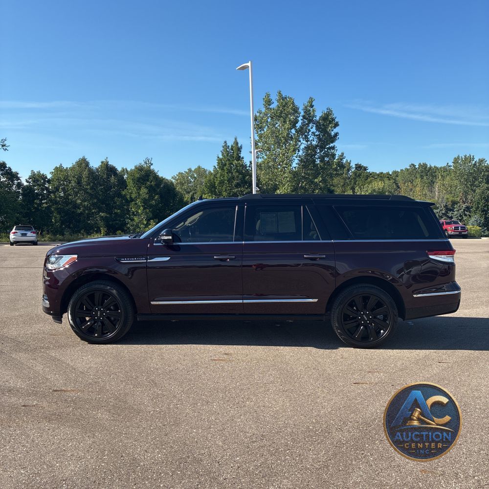 2024 Lincoln Navigator L Black Label