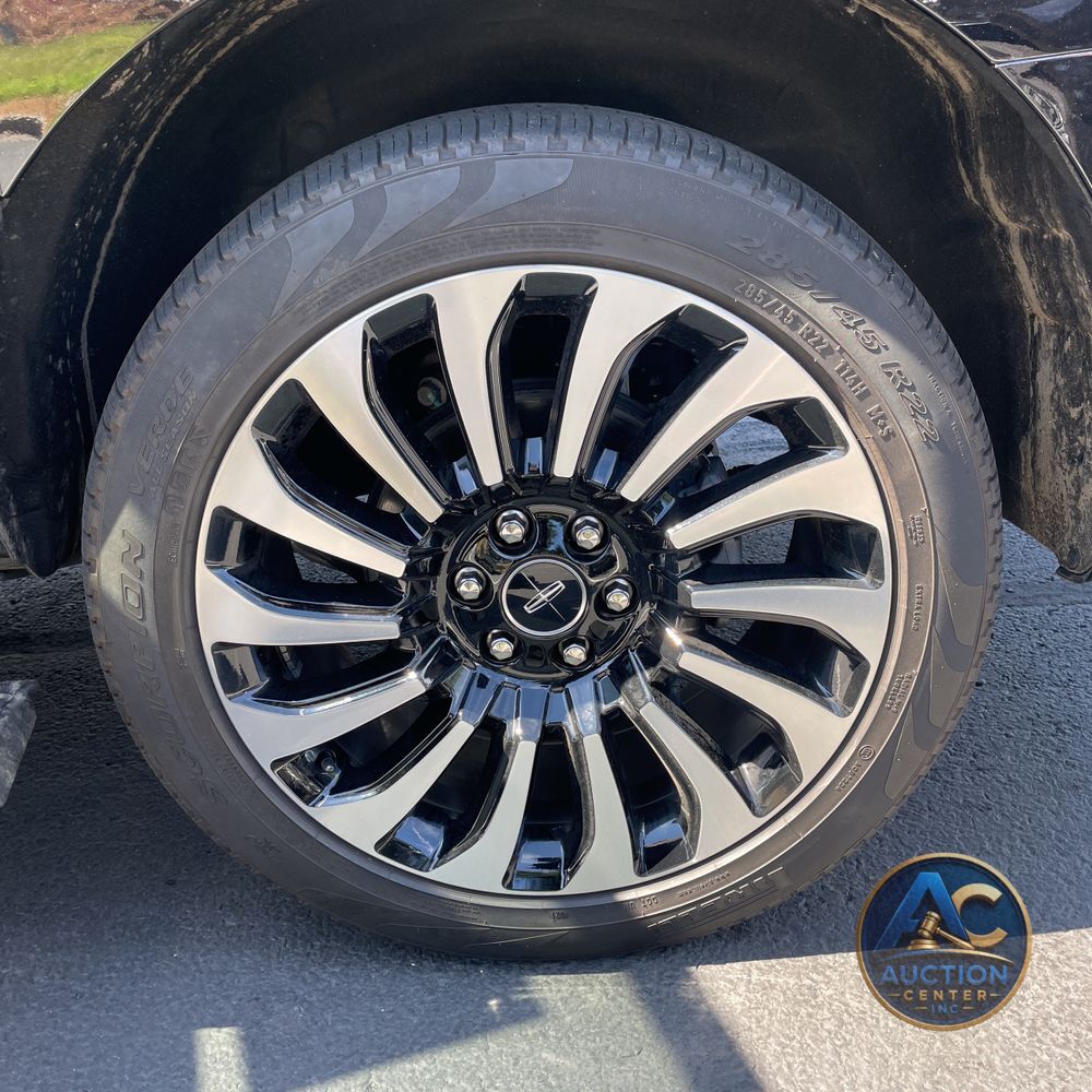 2022 Lincoln Navigator L Black Label