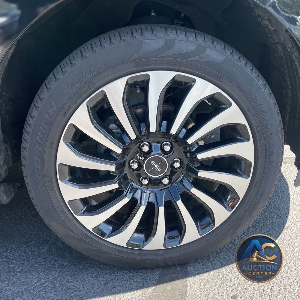 2022 Lincoln Navigator L Black Label