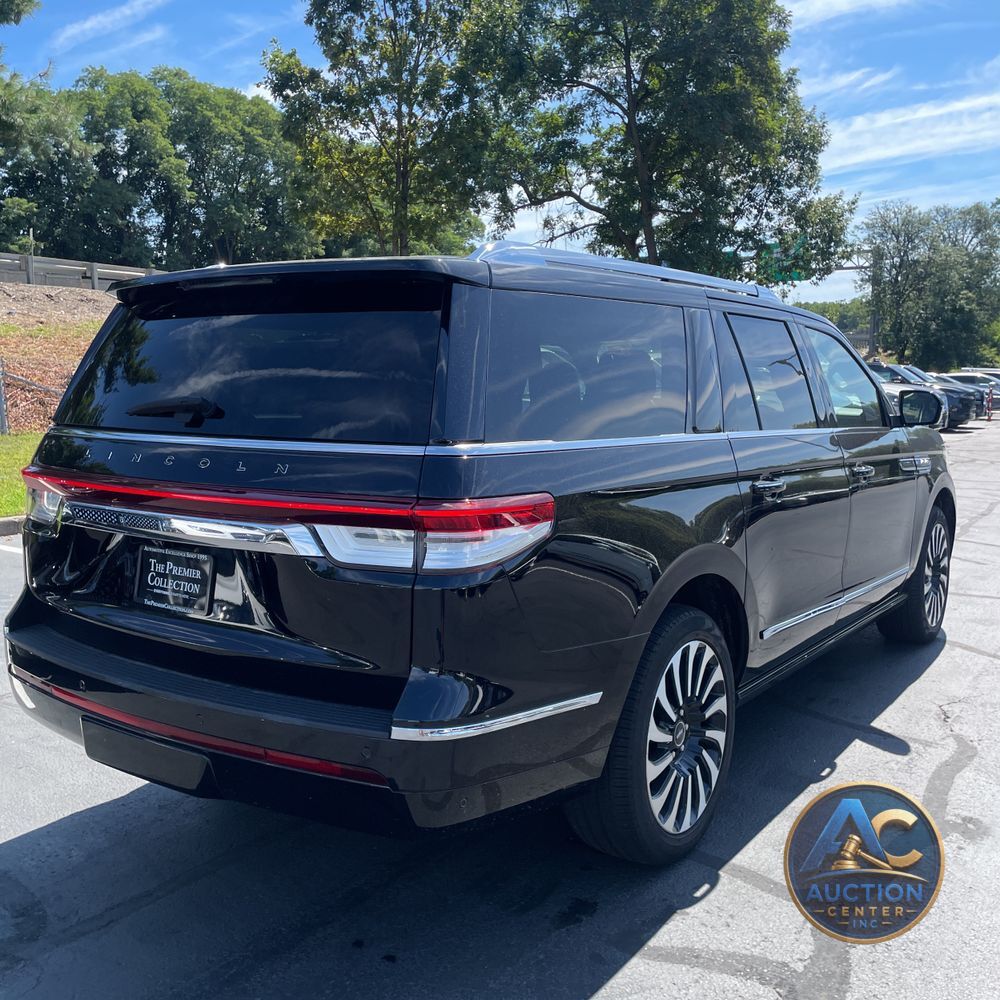 2022 Lincoln Navigator L Black Label
