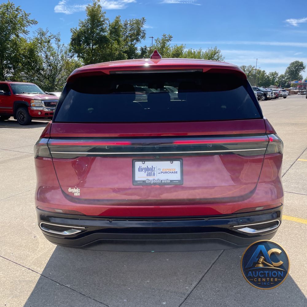 2024 Lincoln Nautilus Hybrid Premiere