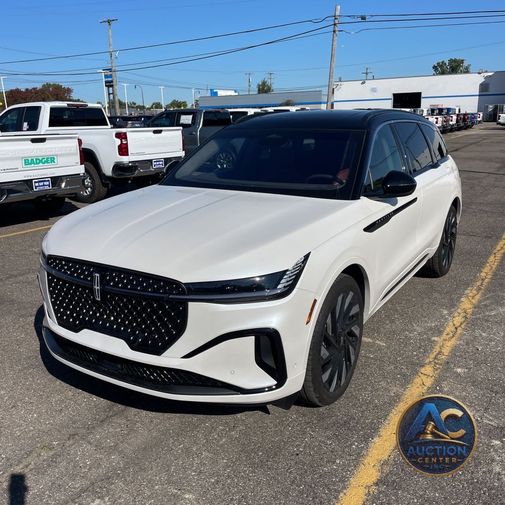 2024 Lincoln Nautilus Black Label