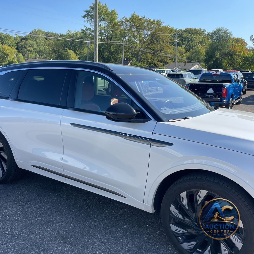 2024 Lincoln Nautilus Black Label