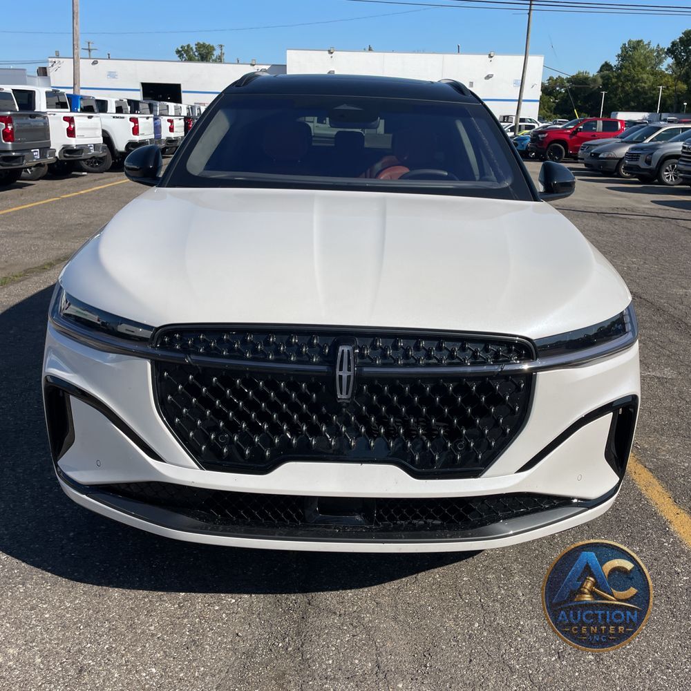 2024 Lincoln Nautilus Black Label