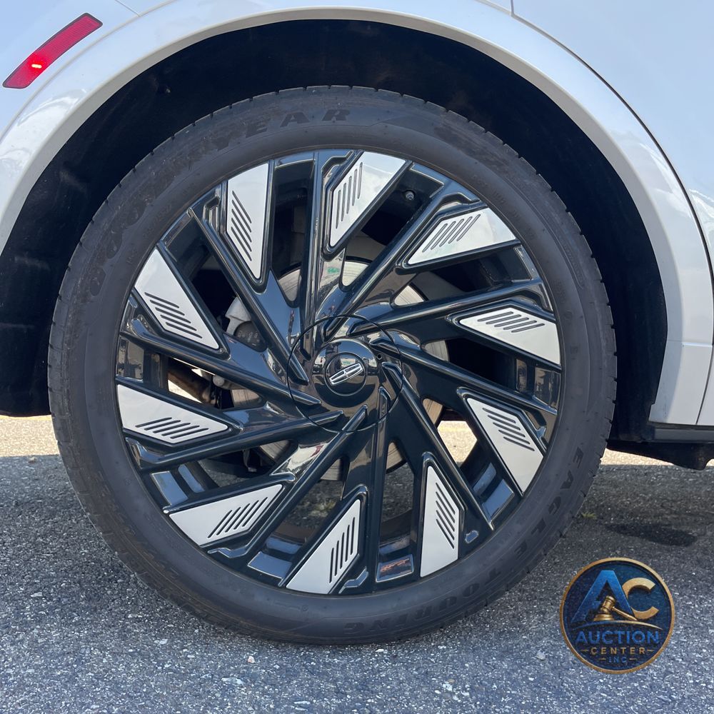 2024 Lincoln Nautilus Black Label