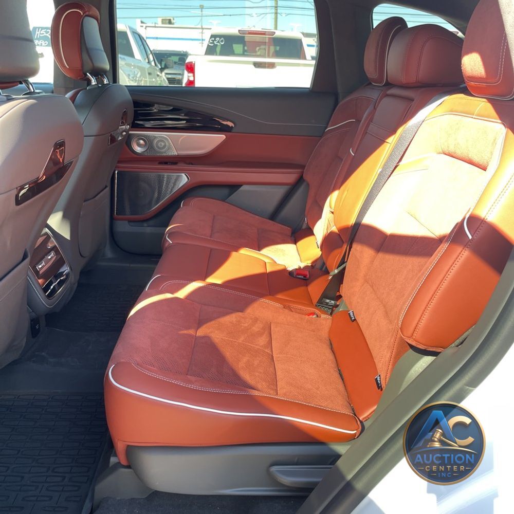 2024 Lincoln Nautilus Black Label