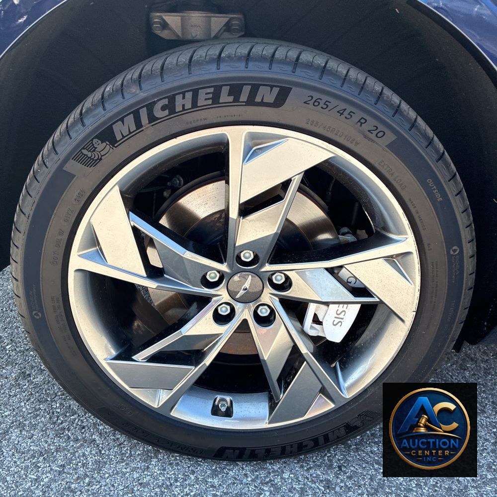 2025 Genesis Electrified GV70 Advanced