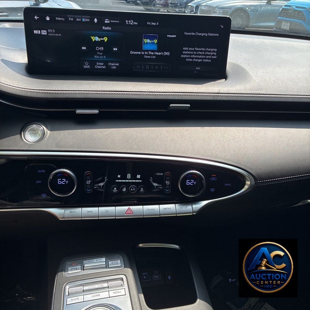 2025 Genesis Electrified GV70 Advanced