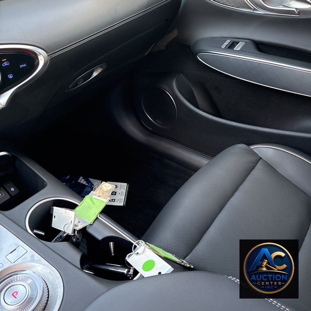2025 Genesis Electrified GV70 Advanced